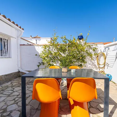 Apart-rent Casa Alberes 0009 * Empuriabrava